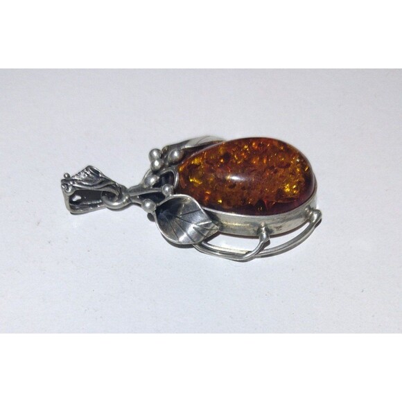 Beautiful Vintage Sterling Silver Amber Pendant - Delicate Vine Detailing - Picture 4 of 11